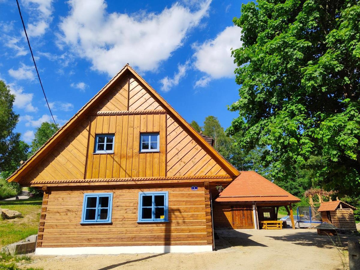 Roubenka U Zvonicky Villa Cejle Exterior photo